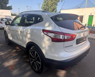 Nissan Qashqai 1.6 dCi 2WD Tekna (6)