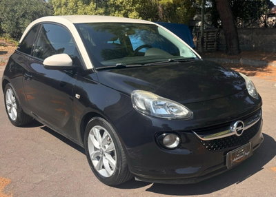 Opel Adam 1.2 70 CV White/Black Link usata
