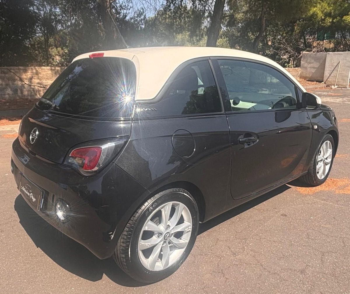 Opel Adam 1.2 70 CV White/Black Link (3)