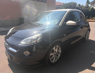 Opel Adam 1.2 70 CV White/Black Link (8)