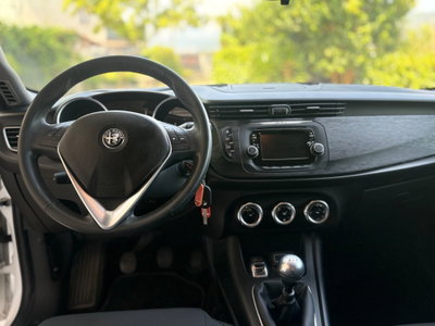 Alfa Romeo Giulietta 1.6 JTDm Business 120cv (6)