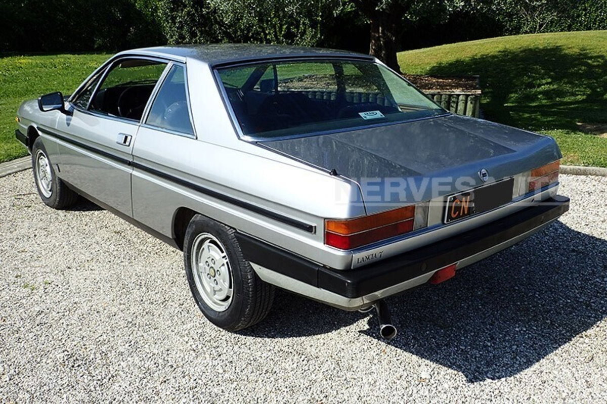 Lancia Gamma 2.0 (8)