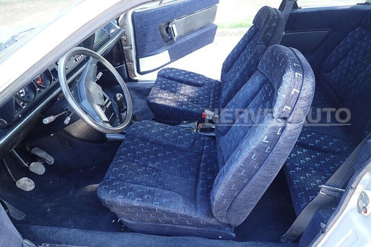 Lancia Gamma 2.0 (9)