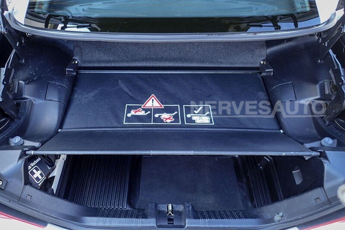 Mercedes-Benz SLK 200 cat (20)