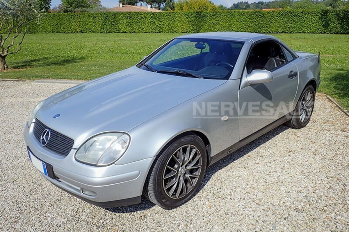 Mercedes-Benz SLK 200 cat (5)