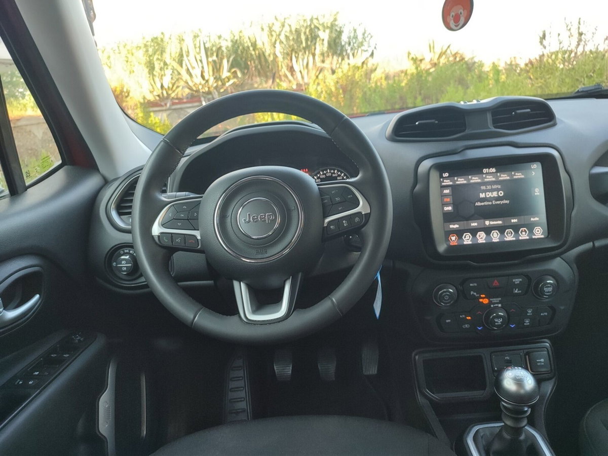 Jeep Renegade 1.6 Mjt 130 CV Limited (14)