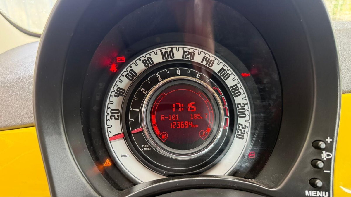 Fiat 500 1.2 Lounge (14)