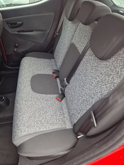 Lancia Ypsilon 1.2 69 CV 5 porte GPL Ecochic Gold (6)
