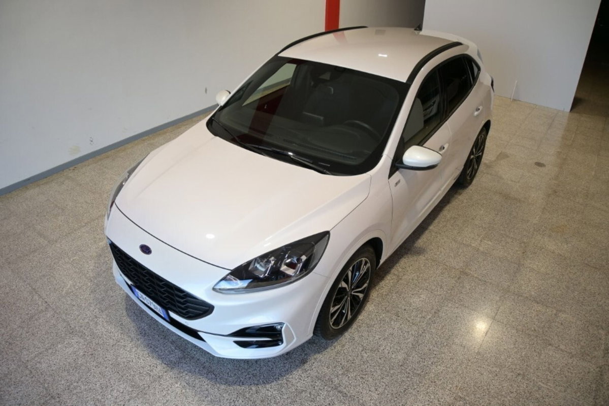 Ford Kuga 1.5 EcoBlue 120 CV 2WD ST-Line (2)