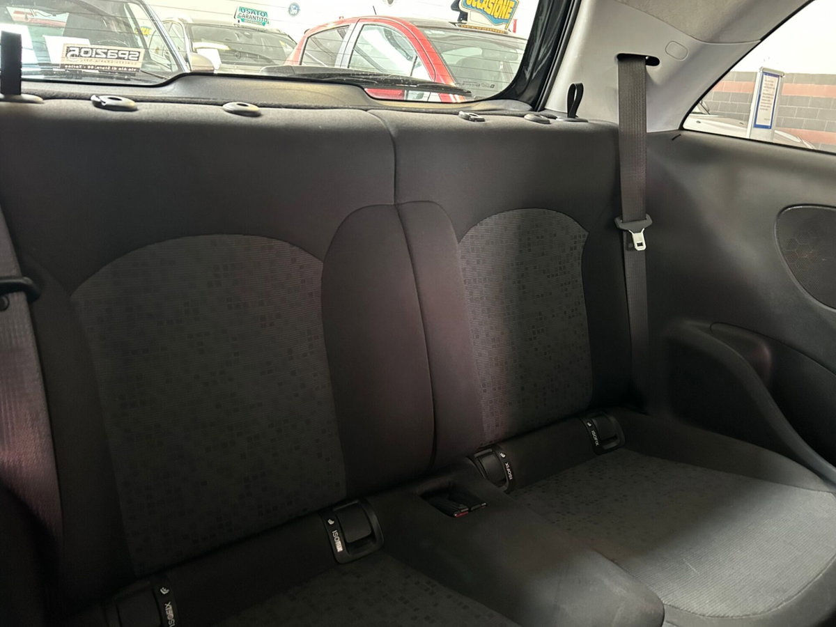 Opel Adam 1.2 70 CV (8)