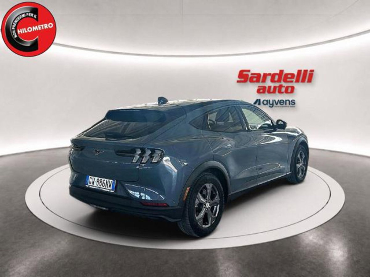 Ford Mustang Mach-E Standard 269CV (4)