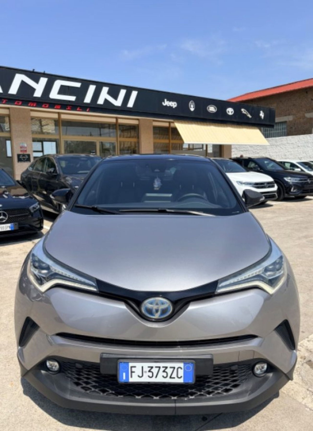 Toyota Toyota C-HR 1.8 Hybrid E-CVT Lounge (2)