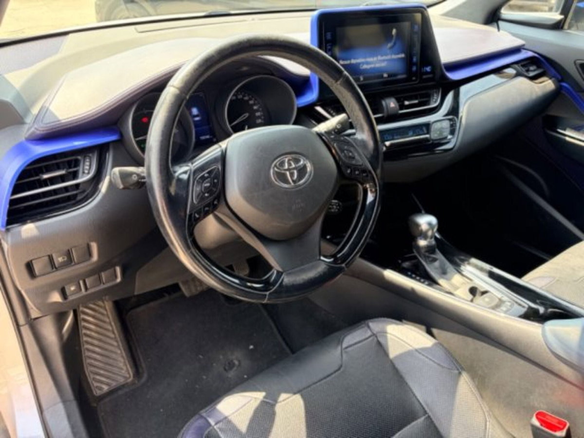 Toyota Toyota C-HR 1.8 Hybrid E-CVT Lounge (7)