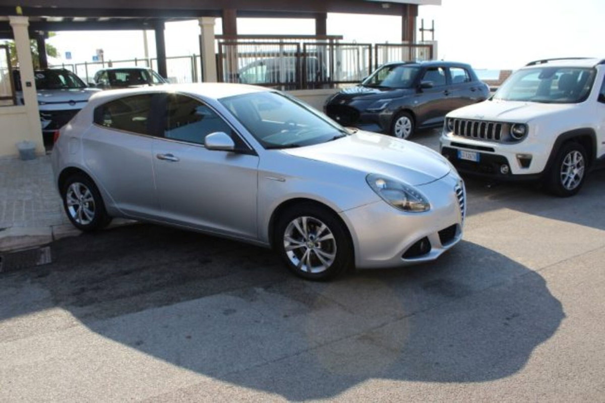 Alfa Romeo Giulietta 1.6 JTDm-2 Exclusive