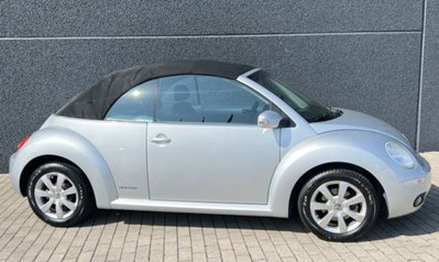 Volkswagen New Beetle Cabrio 16V (13)