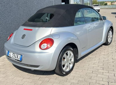 Volkswagen New Beetle Cabrio 16V (16)
