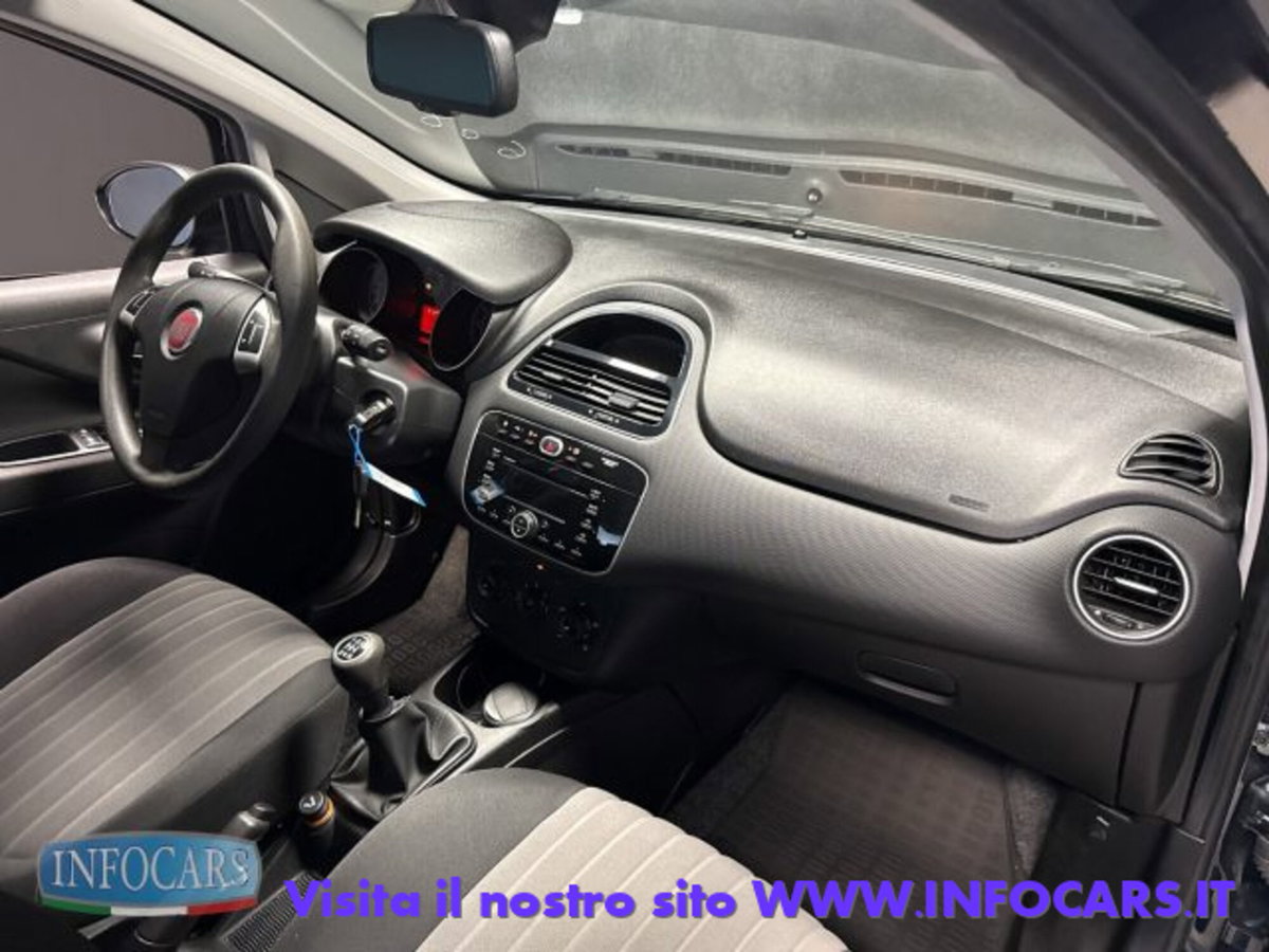 Fiat Punto 1.3 MJT II S&S 95 CV 5 porte Street (11)