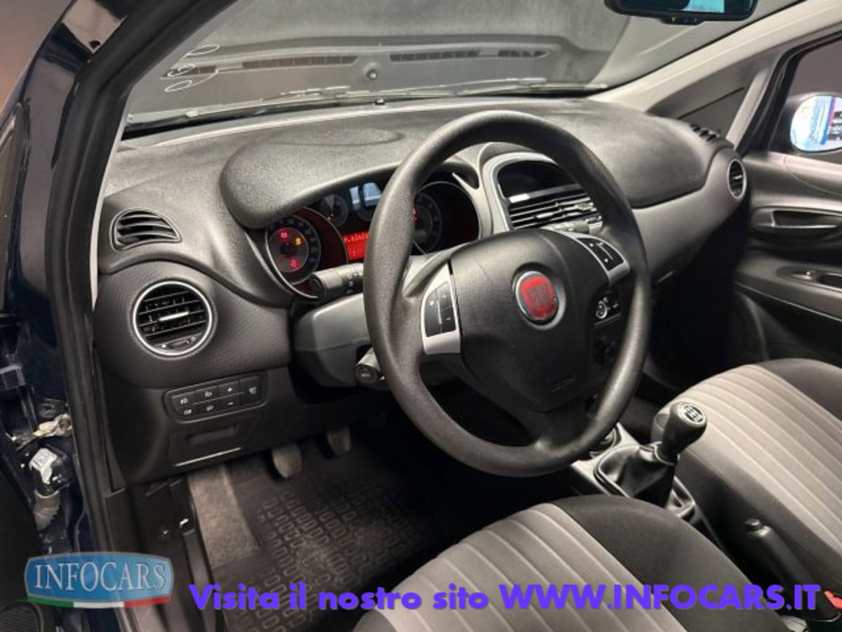 Fiat Punto 1.3 MJT II S&S 95 CV 5 porte Street (9)