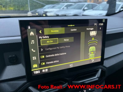 Dacia Duster Van van III 1.8 hybrid 155cv Journey Qstomize (18)