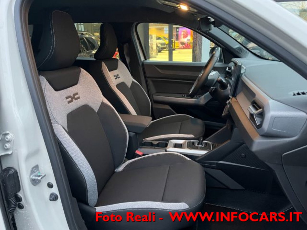 Dacia Duster Van van III 1.8 hybrid 155cv Journey Qstomize (6)