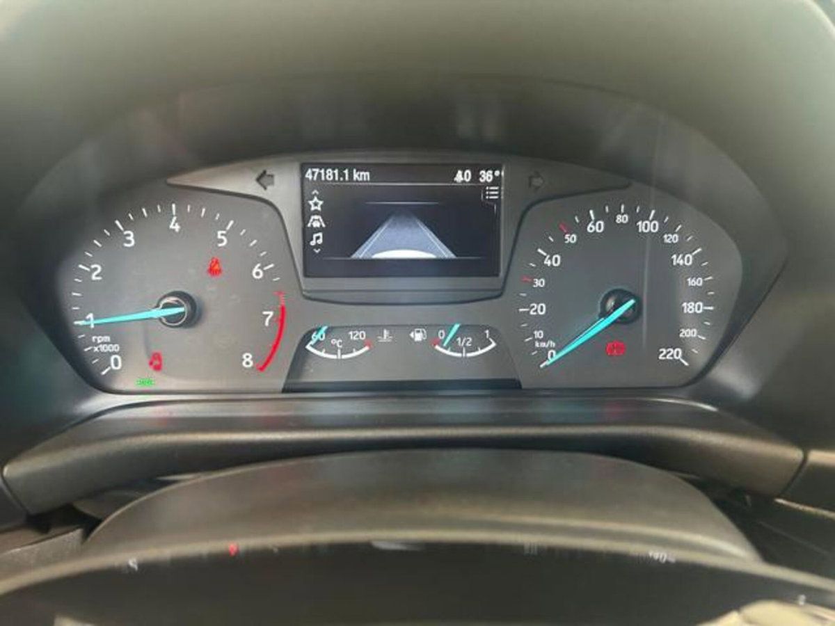 Ford Fiesta 1.1 5 porte Plus (10)