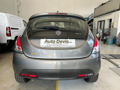 Lancia Ypsilon 1.0 FireFly 5 porte S&S Hybrid Gold Plus (4)