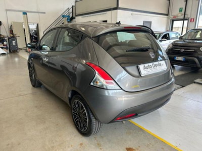 Lancia Ypsilon 1.0 FireFly 5 porte S&S Hybrid Gold Plus (6)