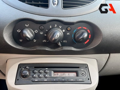Renault Twingo 1.2 8V Dynamique (13)
