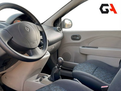 Renault Twingo 1.2 8V Dynamique (9)