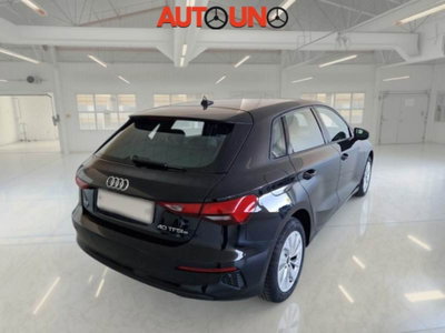 Audi A3 Sportback 40 TFSI e S tronic Business Advanced (4)