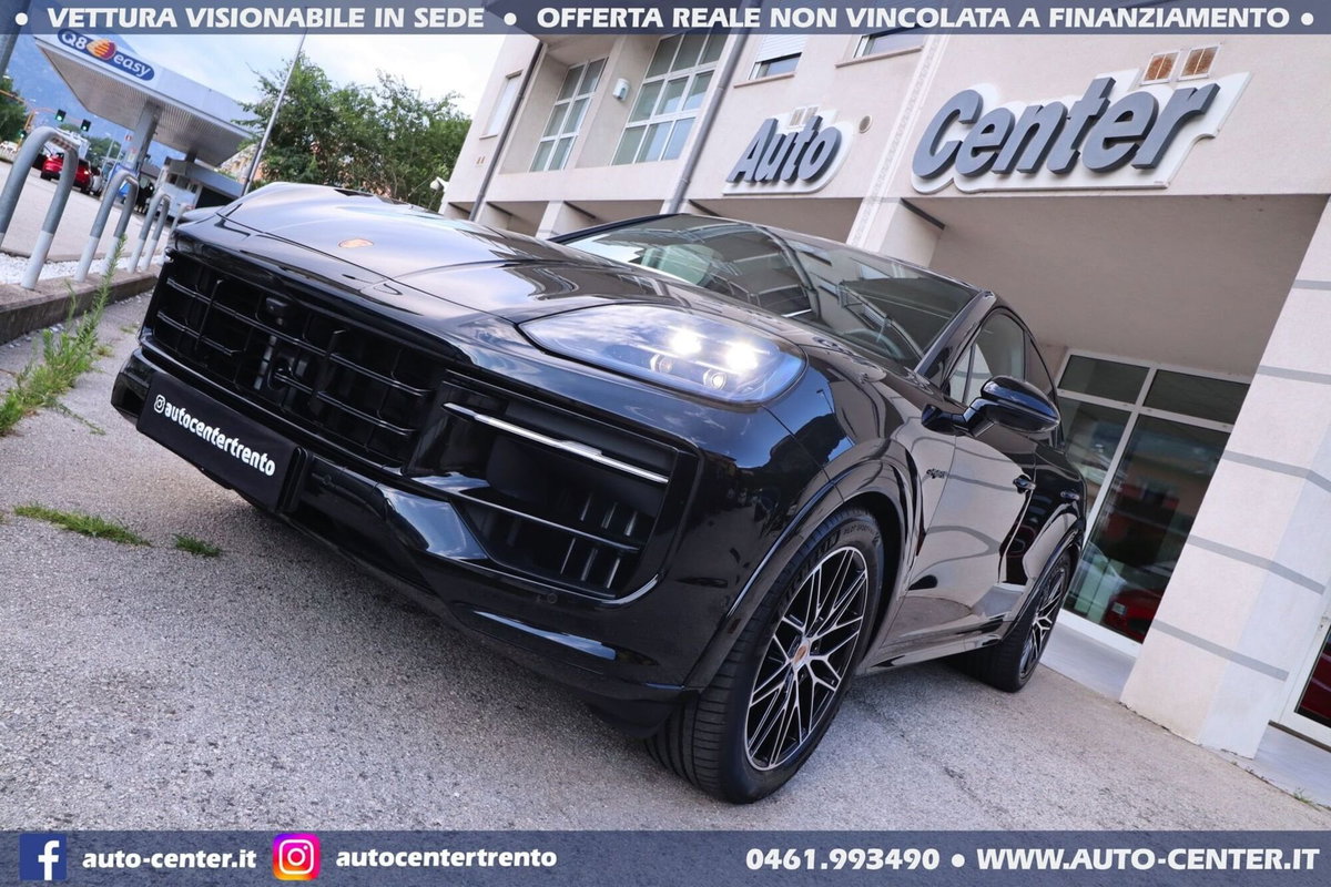 Porsche Cayenne Coupé 3.0 e-hybrid Black Edition tiptronic (8)