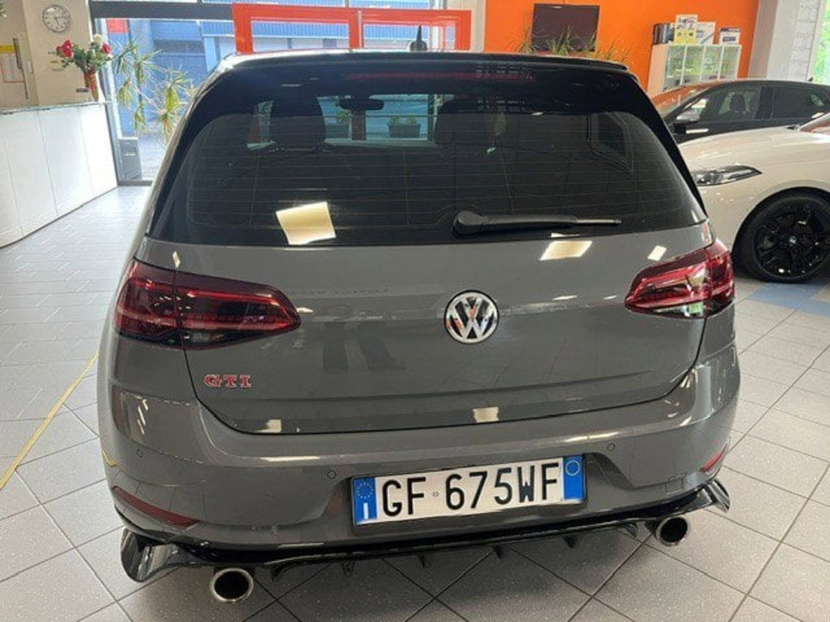 Volkswagen Golf GTI 2.0 TSI TCR DSG 5p. BlueMotion Technology (5)