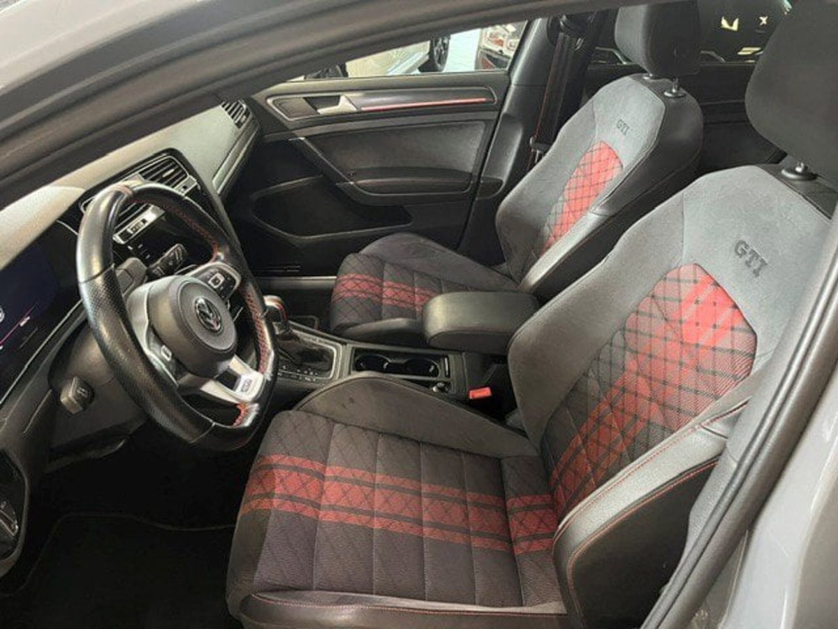 Volkswagen Golf GTI 2.0 TSI TCR DSG 5p. BlueMotion Technology (8)