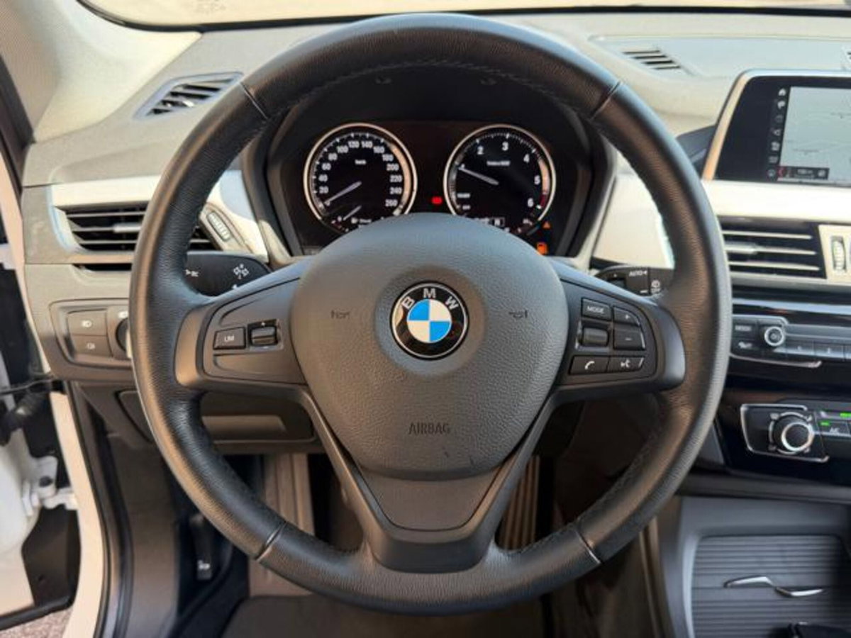 BMW X1 sDrive16d Sport (12)