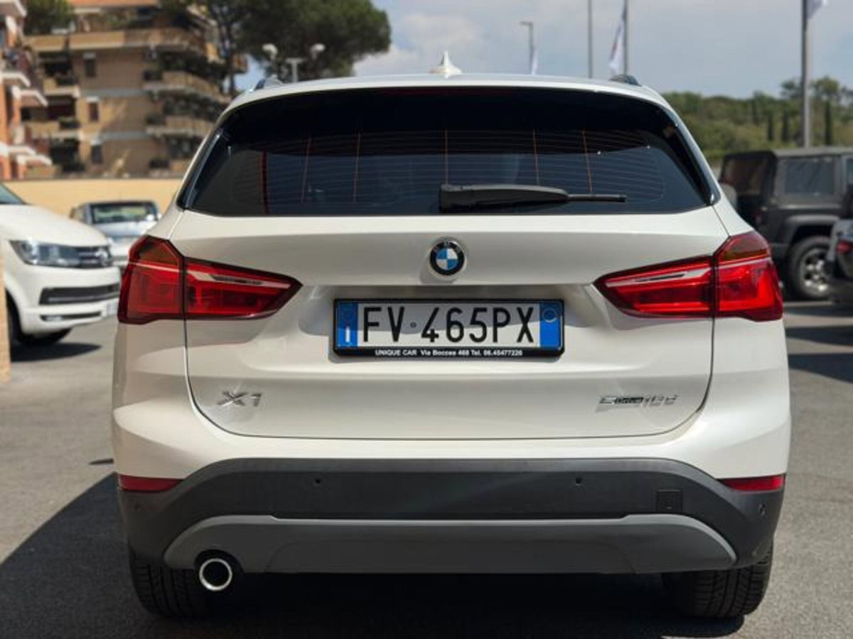 BMW X1 sDrive16d Sport (5)