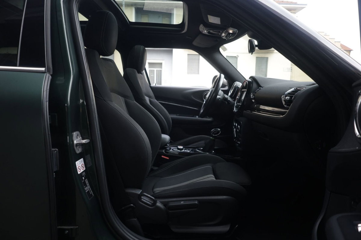 MINI Mini Clubman 2.0 Cooper D Untold Clubman (10)