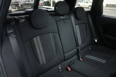 MINI Mini Clubman 2.0 Cooper D Untold Clubman (12)