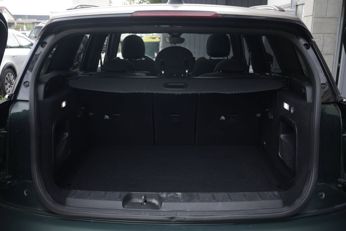 MINI Mini Clubman 2.0 Cooper D Untold Clubman (18)