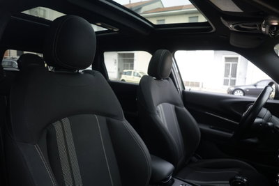 MINI Mini Clubman 2.0 Cooper D Untold Clubman (6)