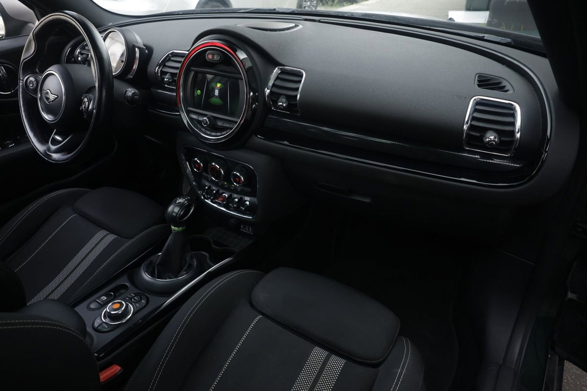 MINI Mini Clubman 2.0 Cooper D Untold Clubman (8)