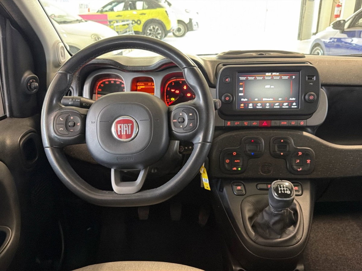 Fiat Panda 1.0 FireFly S&S Hybrid City Cross (8)