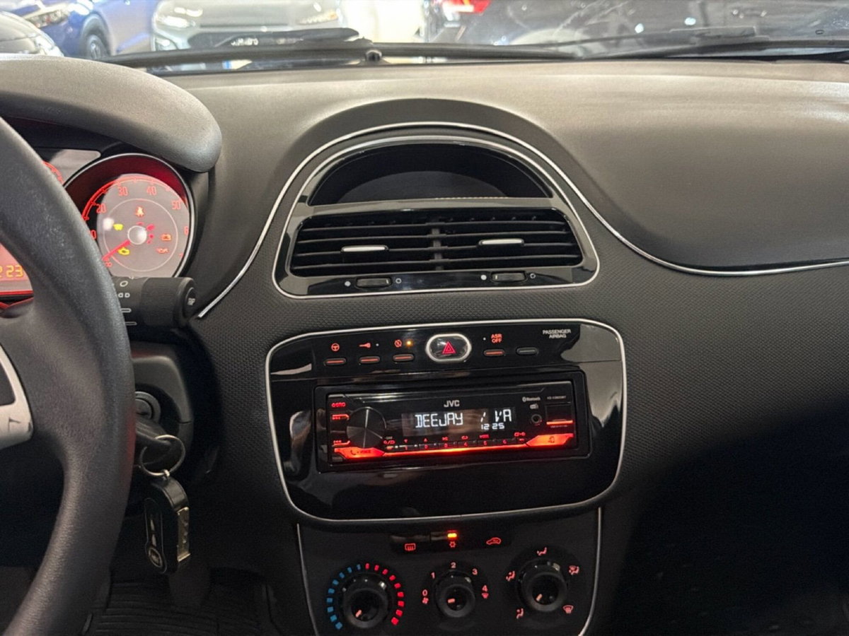 Fiat Punto 1.3 MJT II S&S 95 CV 5 porte Street (7)