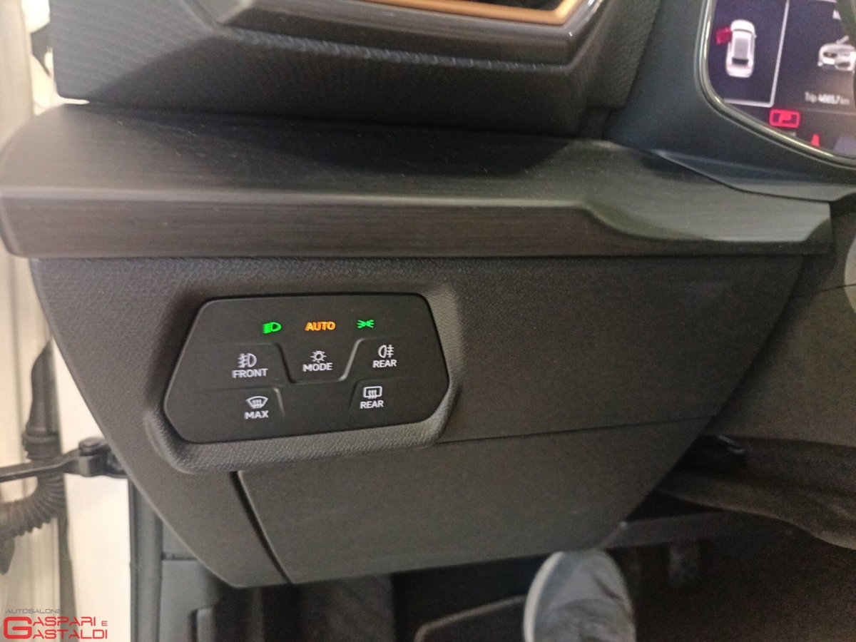 Cupra Leon Leon 1.5 hybrid 150cv dsg (18)