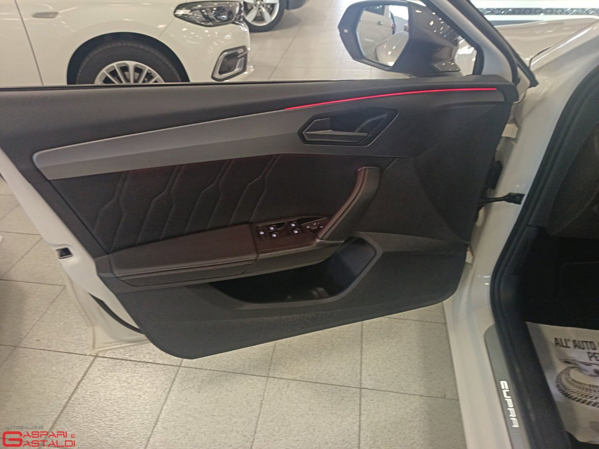 Cupra Leon Leon 1.5 hybrid 150cv dsg (9)