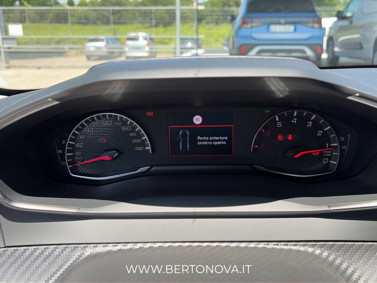 Peugeot 208 1.2 turbo Edition 100cv (9)