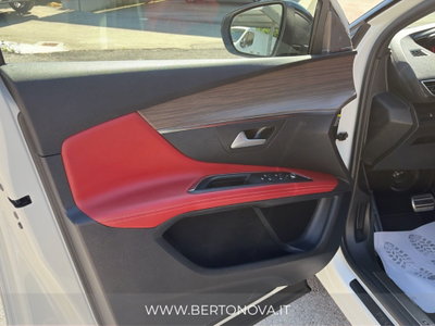 Peugeot 3008 BlueHDi 180 S&S EAT8 GT Pack (13)