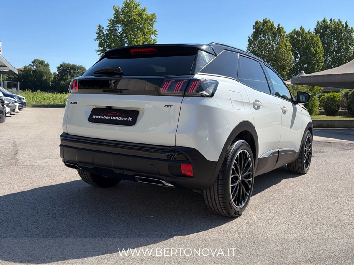Peugeot 3008 BlueHDi 180 S&S EAT8 GT Pack (3)