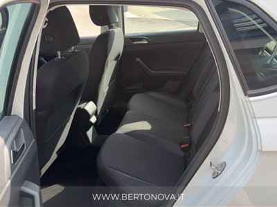 Volkswagen Polo 1.0 tsi Life 95cv (11)