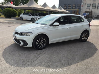 Volkswagen Polo 1.0 tsi Life 95cv (7)