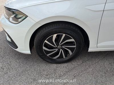 Volkswagen Polo 1.0 tsi Life 95cv (8)